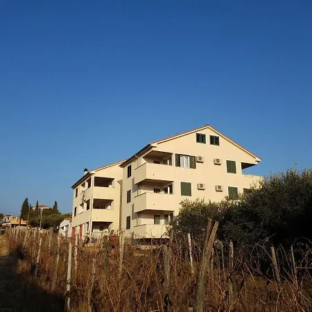 Apartman Lucija