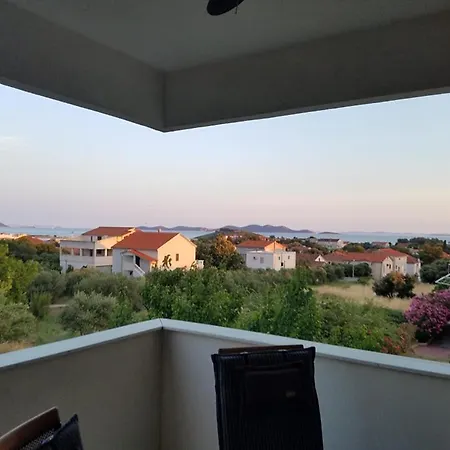 Apartman Lucija *