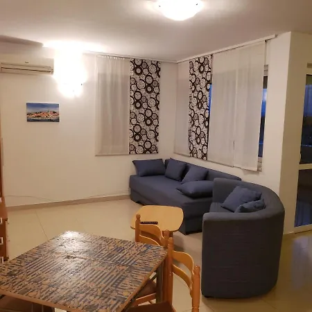 Lucija * Pakoštane