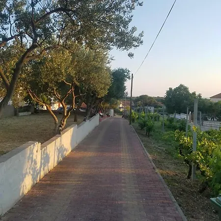 Lucija Apartman *