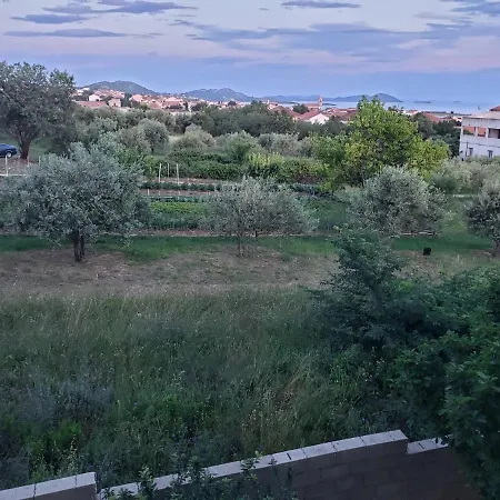 Apartman Lucija *