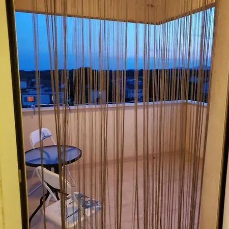 Apartman Lucija *