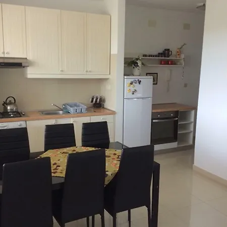 Apartman Lucija *